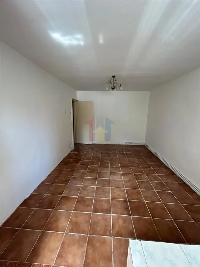 Apartament 2 camere, PARTER, zona Vizru 1, DECOMANDAT - foto 2