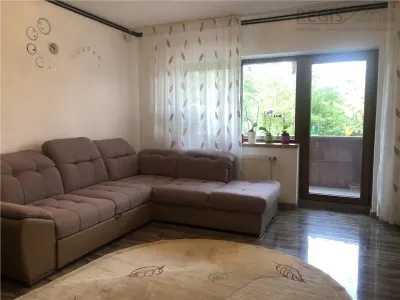 Apartament spatios 4 camere 100 mp etaj intermediar cartier Noua - foto 1