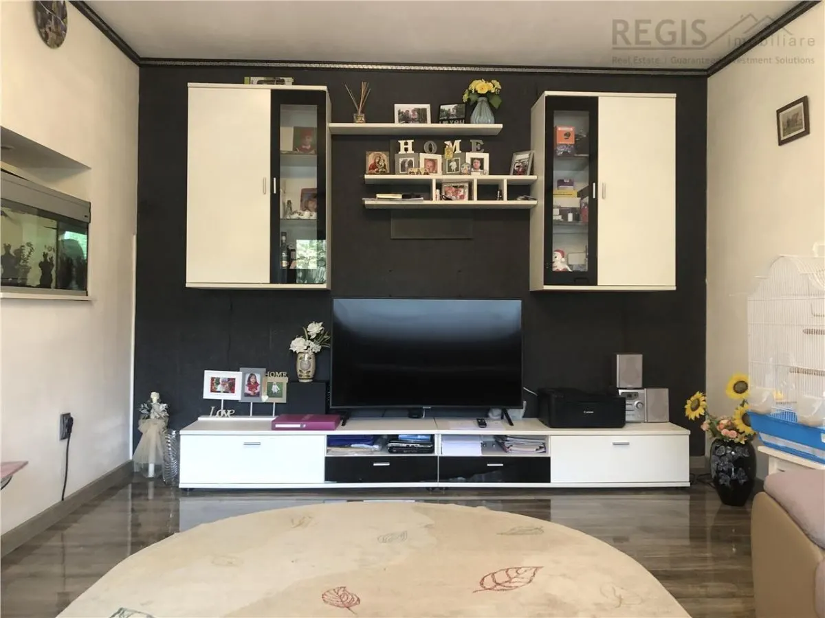 Apartament spatios 4 camere 100 mp etaj intermediar cartier Noua - foto 15