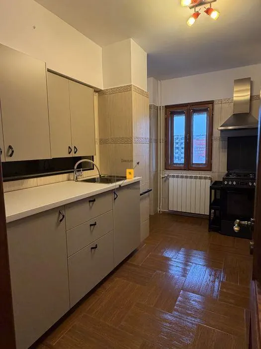 Inchiriere apartament  2 camere zona Republicii - foto 6