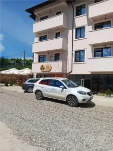 Hlincea GARSONIERA  33mp noua cu terasa mare 14mp, libera - Ciurea