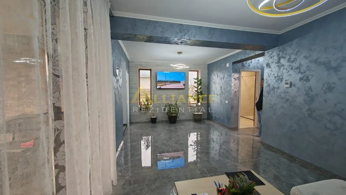 Casa cu etaj - Mobilata/utilata, gata de mutat - foto 10
