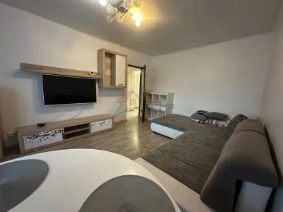 Inchiriere Apartament cu 3 camere Decomandat Palas Mall - foto 1