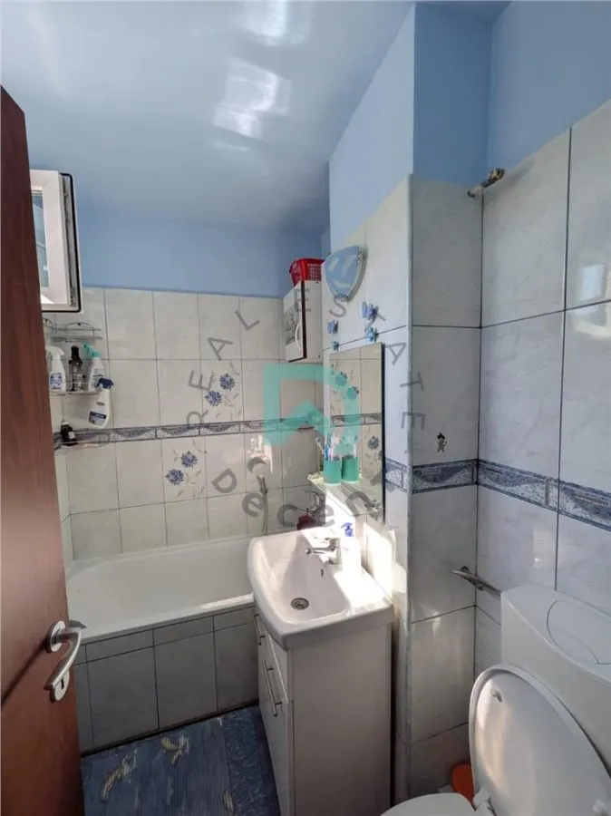 Vand apartamente 3 camere Garii, Brasov - foto 12