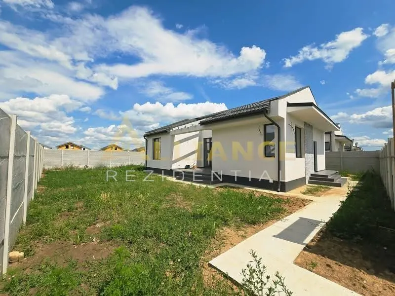 Casa - 444mp teren - 4 camere- camera tehnica- cartierul nou -154.990 euro - foto 1