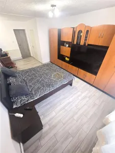 Etaj 3 | Apartament cu 1 camera si balcon - 27 mÂ² | Mobilat - foto 1