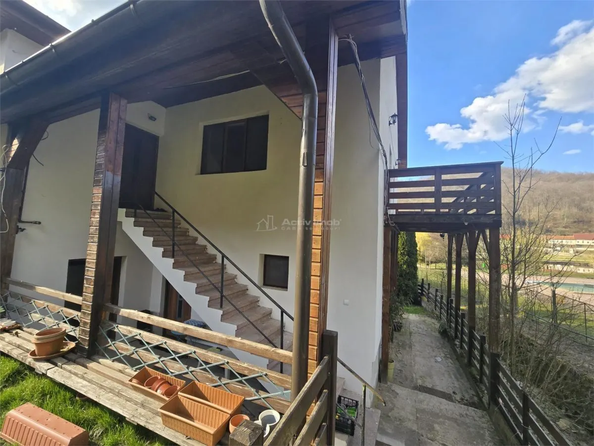 Resita Casa cu Teren Drept 500 Mp retrasa la marginea padurii - foto 19