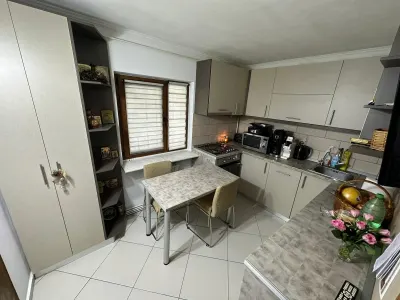 Apartament cu 4 camere/Spatiu birouri/ Cabinet - Nicolina - foto 1