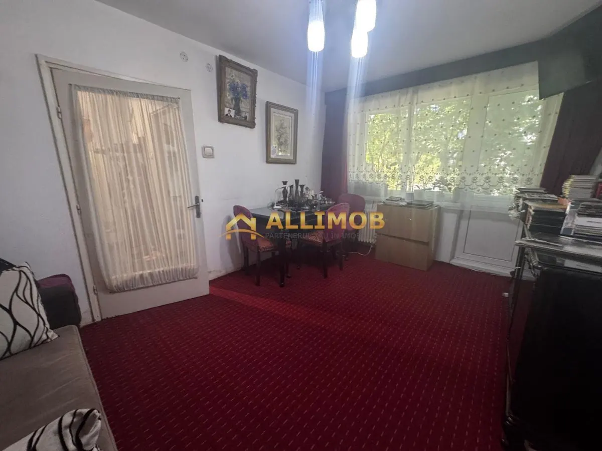 Apartament 2 camere in Ploiesti, zona Democratiei. - foto 18