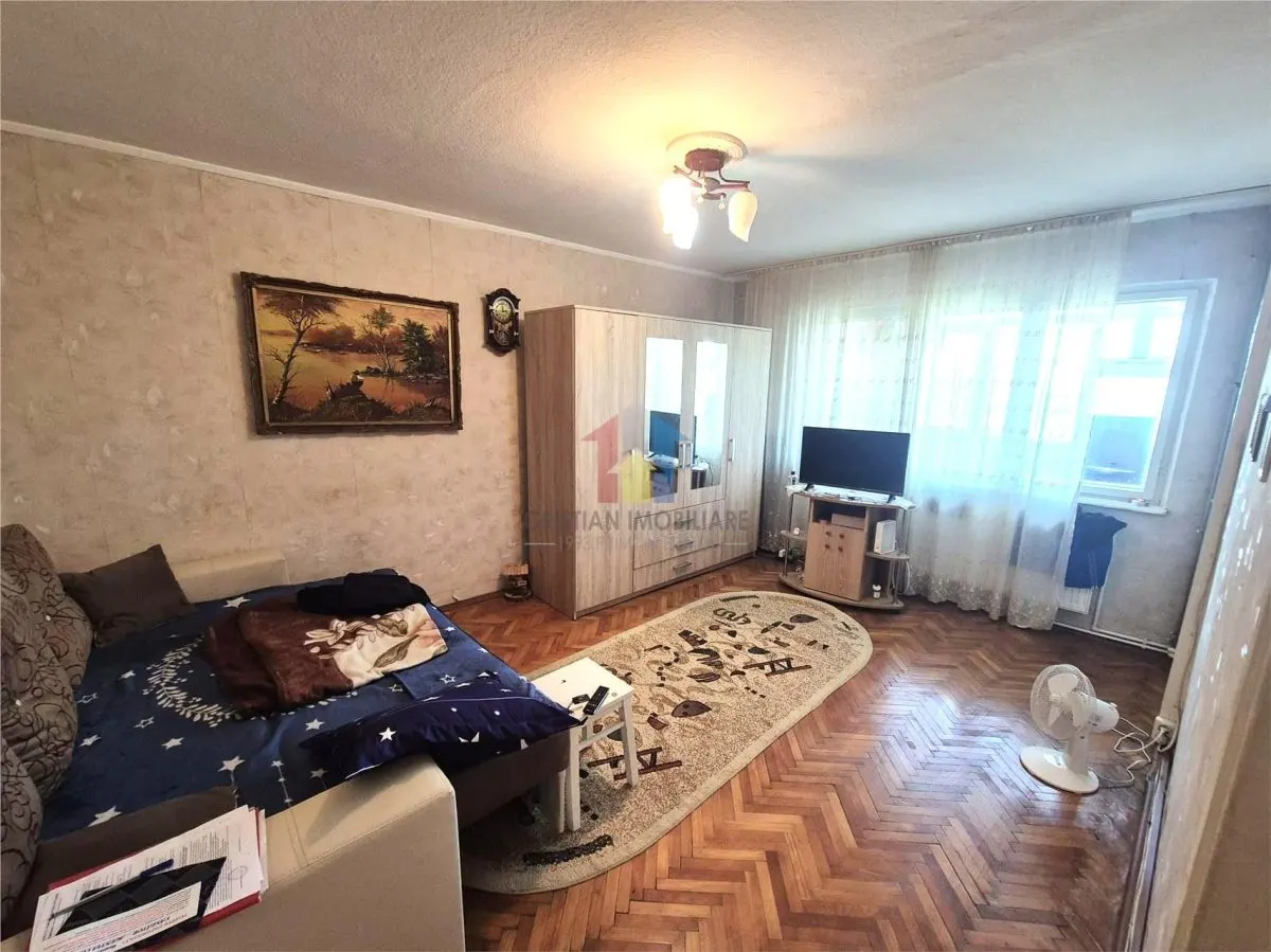 Garsoniera, confort 1, etaj 3, Calea Galati - Kogalniceanu - foto 1