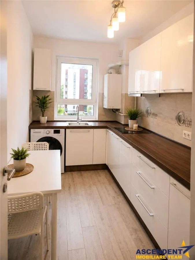 Eleganta, mobilata, echipata, totul nou, etaj2, terasa, parcare, boxa, Avantgarden,  Bartolomeu, Brasov: Maurer Residence - foto 2