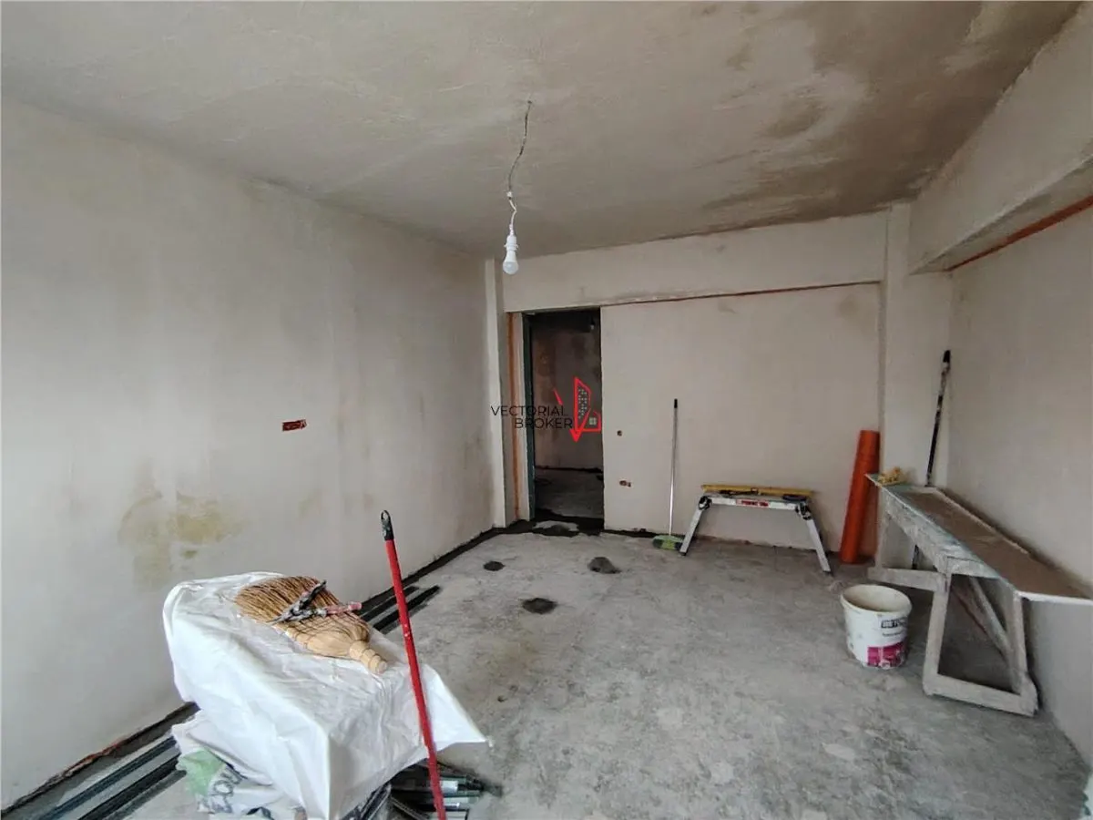 Apartament 4 camere Metrou Obor In Renovare - foto 6