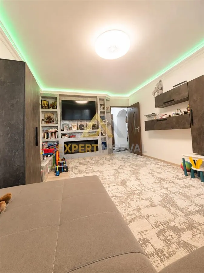 Apartament 3 camere parter inalt 64 mp utili Regele Ferdinand 105 - foto 2