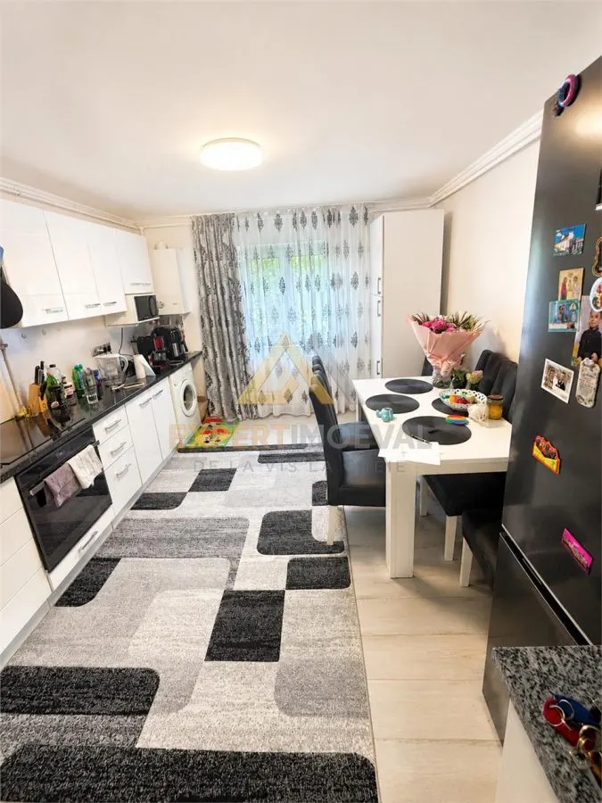 Apartament 3 camere parter inalt 64 mp utili Regele Ferdinand 105 - foto 4