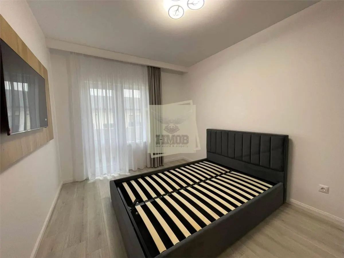 Apartament prima inchiriere 3 camere balcon si parcare Sibiu - foto 4