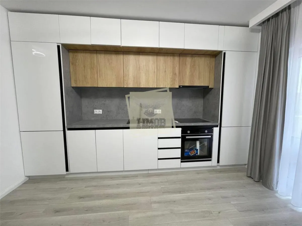 Apartament prima inchiriere 3 camere balcon si parcare Sibiu - foto 5