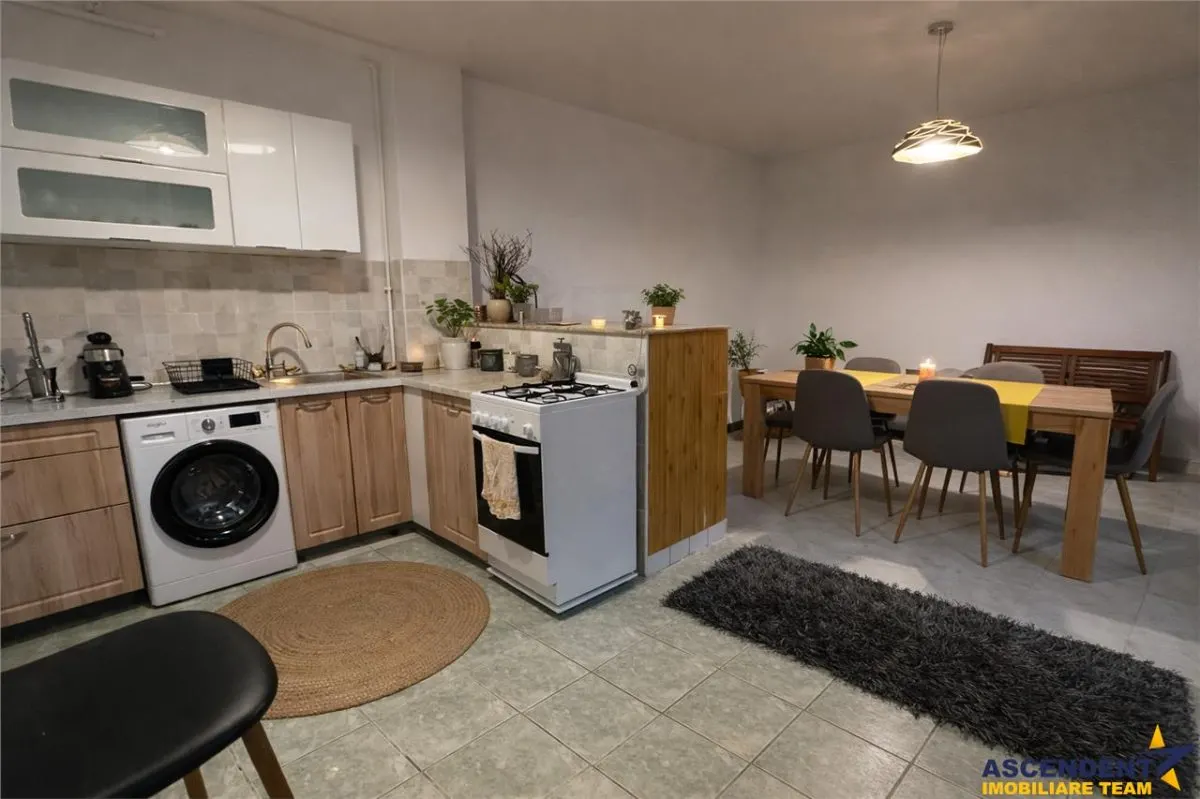 Film& 3D!Coltul tau rustic la casa,Central, Targu Mures - foto 3