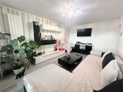 Apartament 3 Camere Decomandat Zona Far - Constanta