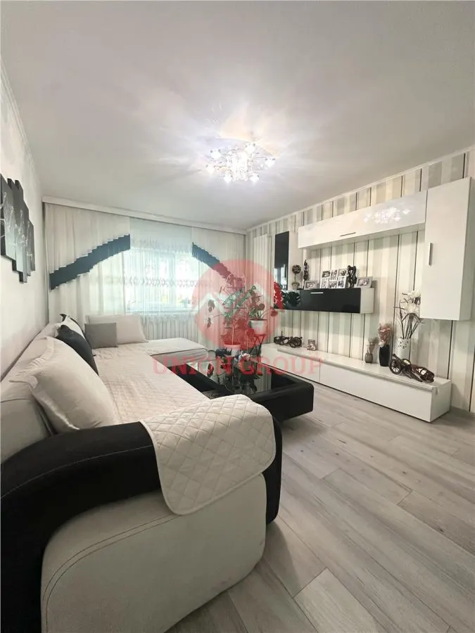 Apartament 3 Camere Decomandat Zona Far - foto 22