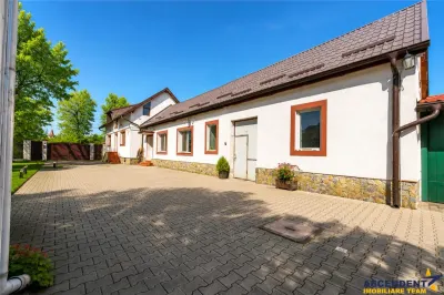Sediu firma/ rezidential, pe domeniu de 2.240 mp teren,Central, Halchiu, Brasov - foto 18