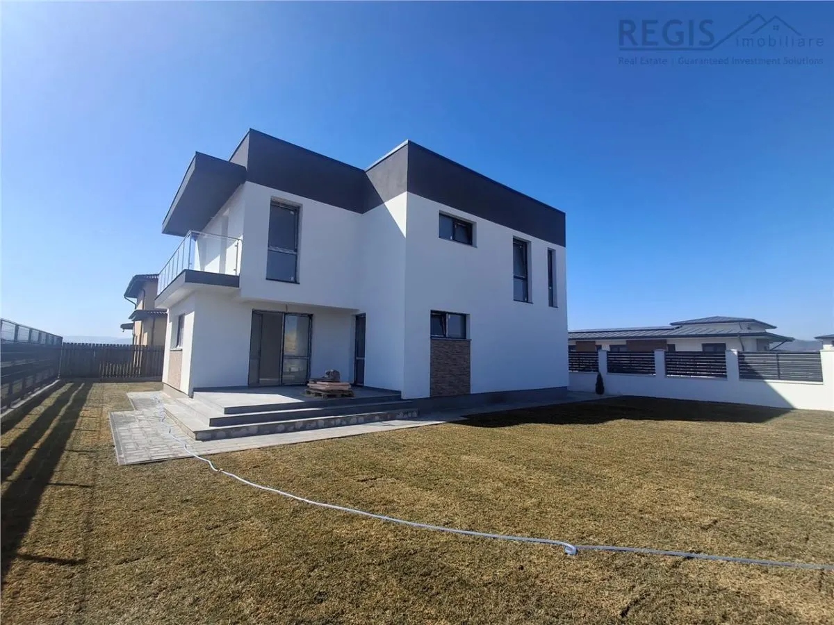 Vila moderna de 4 camere in Cristian - foto 1