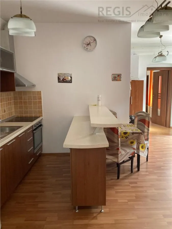 Apartament de 3 camere in zona Centrul Istoric - foto 8