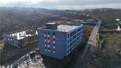 Apartament cu 3 camere, Hlincea, etajul 1 - 76.79mp + 6.07mp - Hlincea