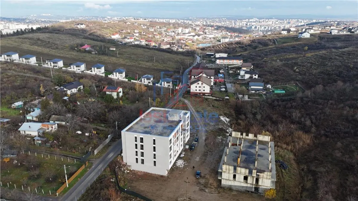 Apartament cu 3 camere, Hlincea, etajul 1 - 76.79mp + 6.07mp - foto 3