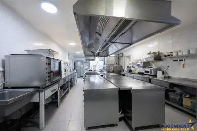 Complex Gastronomic:Afacere la cheie, Restaurant traditional secuiesc+terasa evenimente+carmangerie+ magazin+A - foto 7