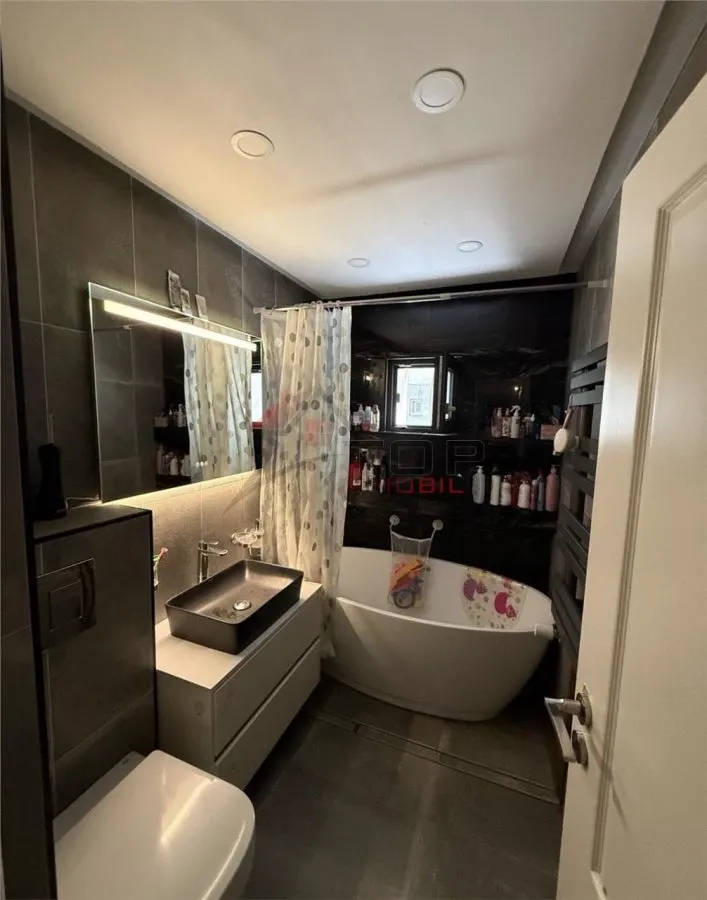 Apartament 3 camere renovat complet- Nicolina - foto 7