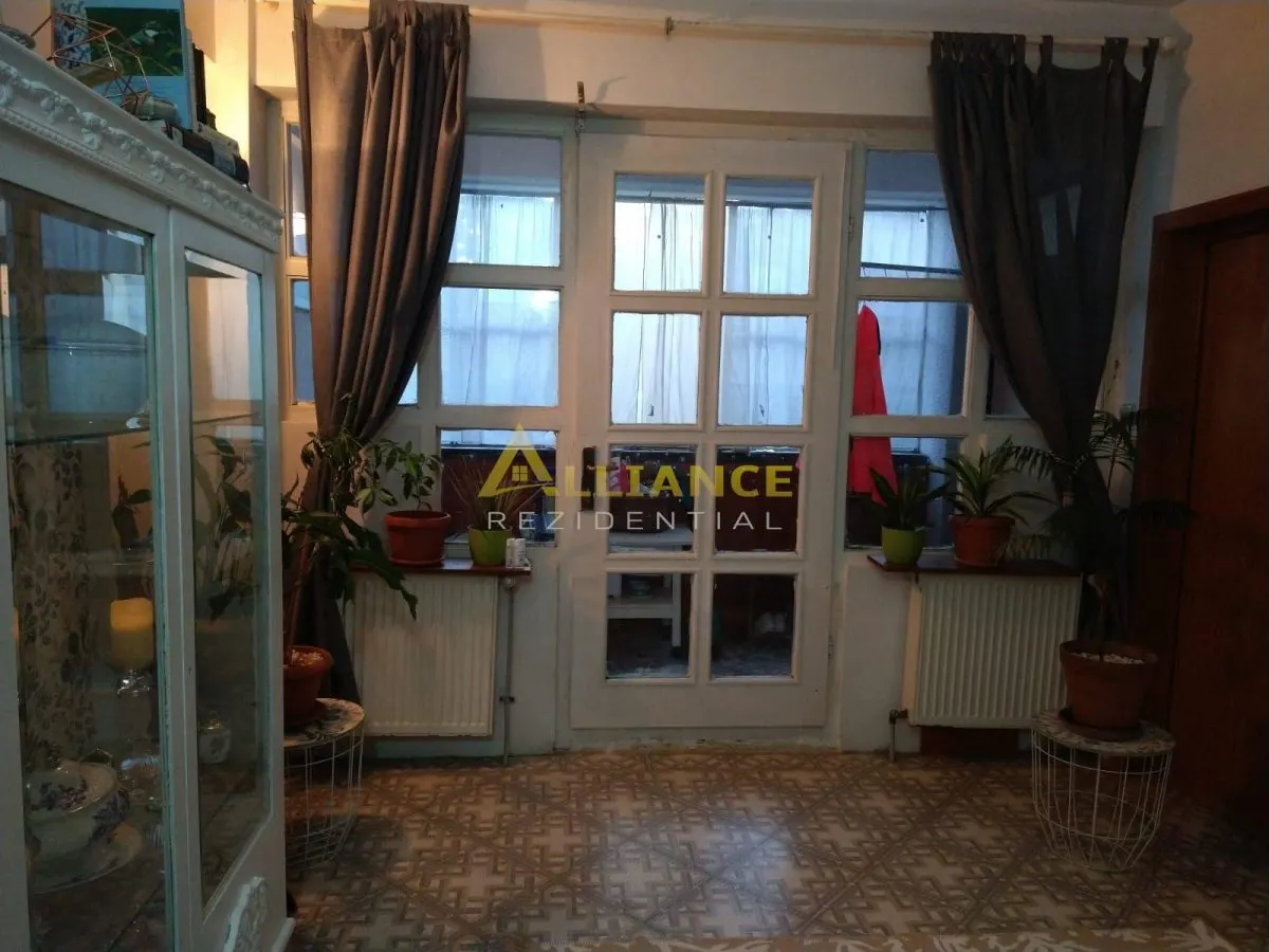 Casa Individuala Soseaua Oltenitei 1500 mp 11 Camere 4 bai - foto 12