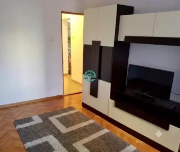 Inchiriez apartament 2 camere in Cornisa mobilat si utilat lux - foto 4
