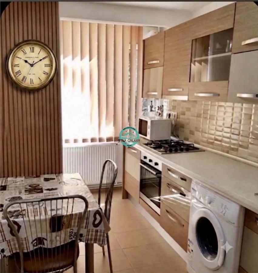 Inchiriez apartament 2 camere in Cornisa mobilat si utilat lux - foto 5