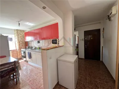 Apartament cu 3 camere decomandat, 2 bai Astra Carpatilor - foto 11