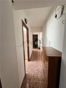 Apartament cu 3 camere decomandat, 2 bai Astra Carpatilor - foto 12