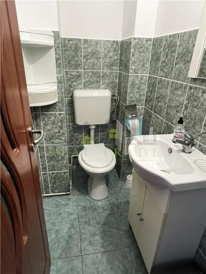 Apartament cu 3 camere decomandat, 2 bai Astra Carpatilor - foto 16