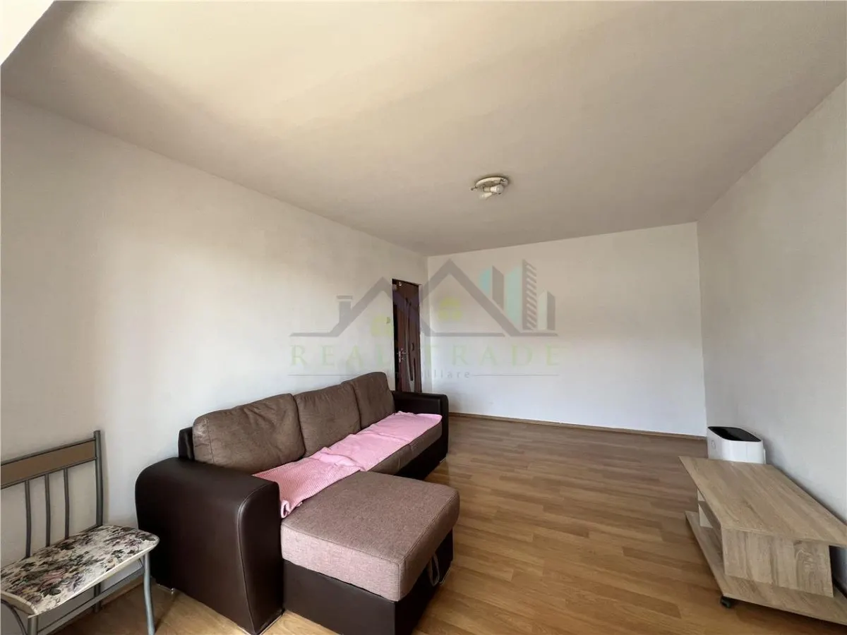 Apartament cu 3 camere decomandat, 2 bai Astra Carpatilor - foto 3