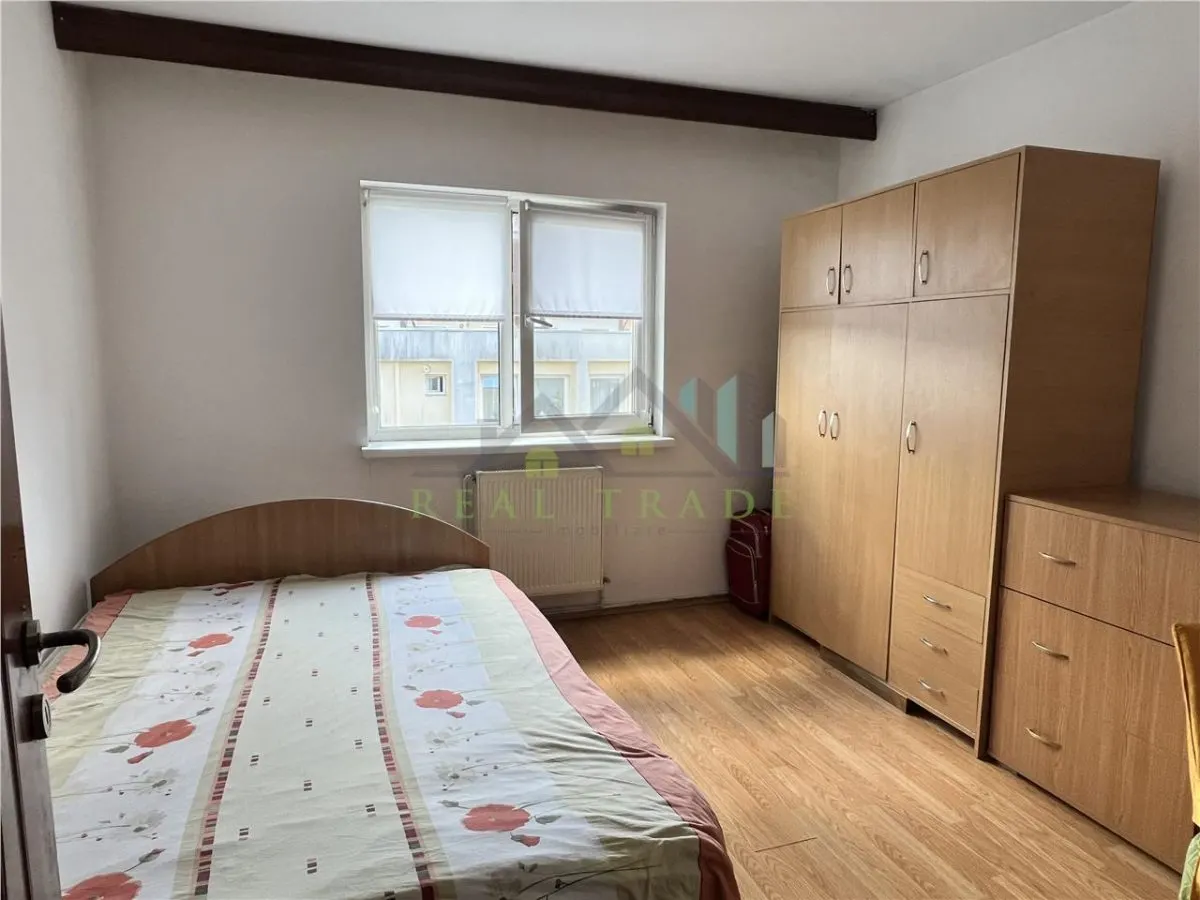 Apartament cu 3 camere decomandat, 2 bai Astra Carpatilor - foto 6