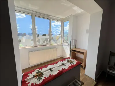 Apartament cu 3 camere decomandat, 2 bai Astra Carpatilor - foto 9