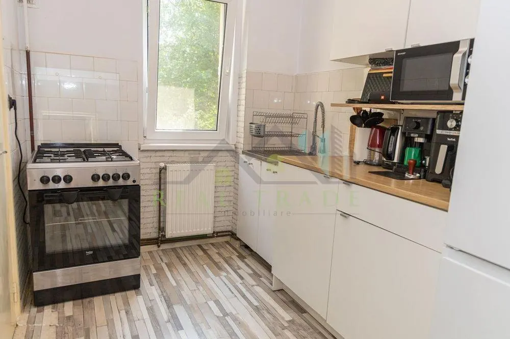 Apartament  2 camere etaj intermediar zona Gemenii - foto 4