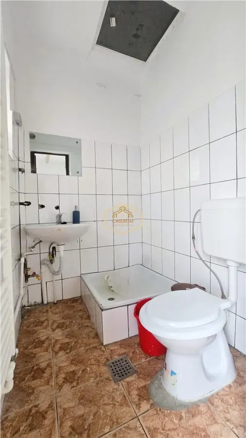 VIDEO | Casa pe colt, cu 2 camere si teren 245 mÂ² | Paulestiului - foto 11