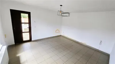 VIDEO | Casa pe colt, cu 2 camere si teren 245 mÂ² | Paulestiului - foto 6