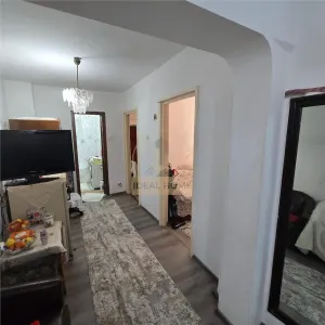 3 Camere 2 bai Dacia-Bicaz - foto 3