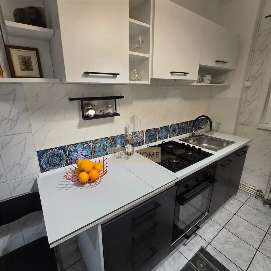 Apartament 2 SD parter balcon mare-gradina - foto 3