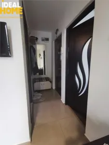 Apartament 1 Camera Decomandat Bl 1980 Tatarasi - foto 4