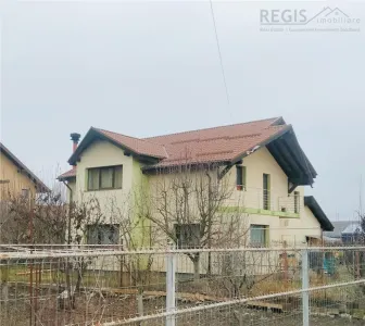 CASA INDIVIDUALA LA CHEIE, autobuz 100 m, Stupini Brasov - Brasov