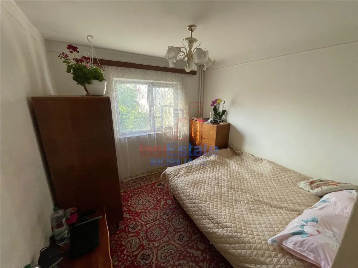 Apartament 3 camere Galata - foto 1