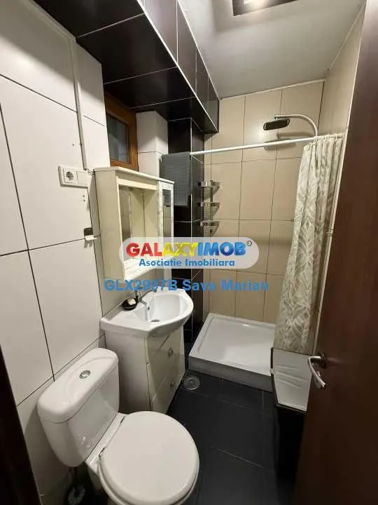 APARTAMENT 3 CAMERE DE INCHIRIAT PIATA ROMANA - foto 5