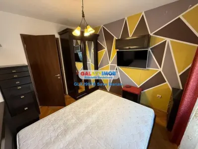 APARTAMENT 3 CAMERE DE VANZARE PIATA ROMANA - foto 3