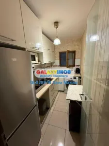APARTAMENT 3 CAMERE DE VANZARE PIATA ROMANA - foto 4